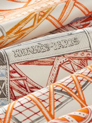 オレンジ - エルメスのカレ | レディス シルクカレ | Hermès